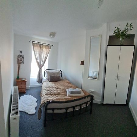 Charming Lincoln Cottage Family & Pet-Friendly Buitenkant foto